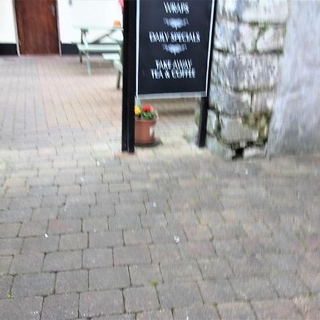 Courtyard Apartments Castlebar Exterior foto